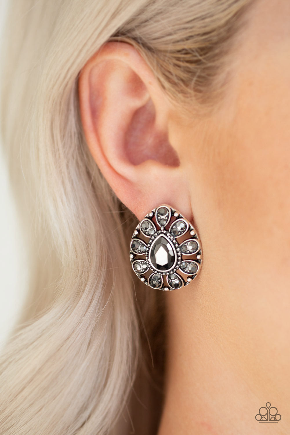 Treasure Retreat - Silver - Paparazzi