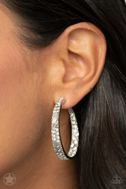 GLITZY By Association - White - Paparazzi